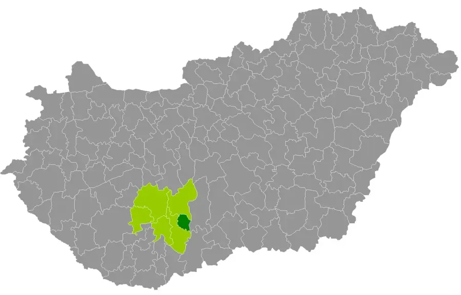 La carte District de Tolna