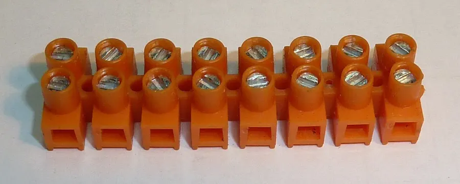 The Screw terminal card