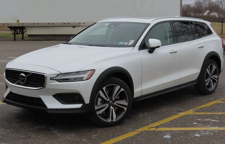 The Volvo V60 card