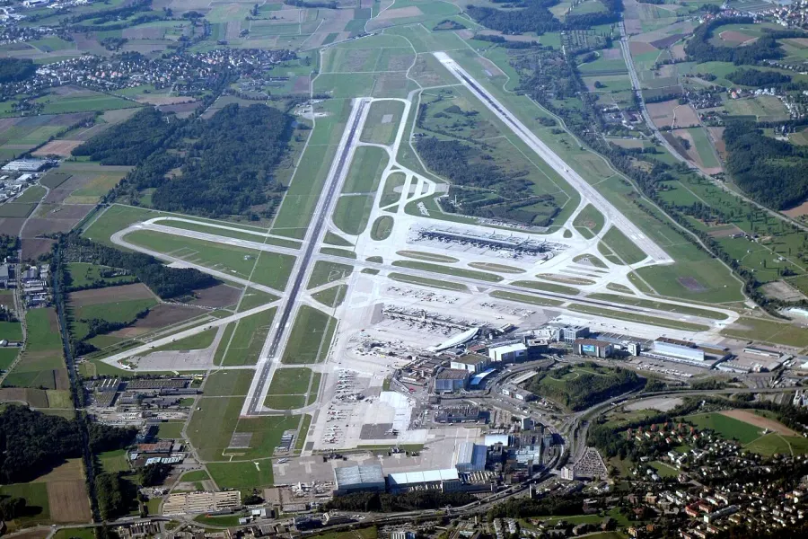 The Zurich Airport card