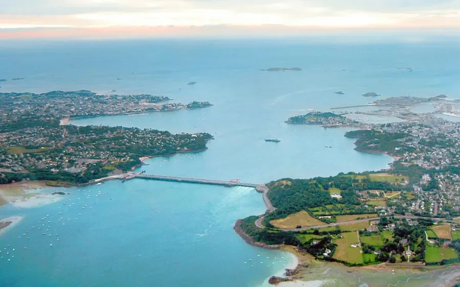 The Rance Tidal Power Station card