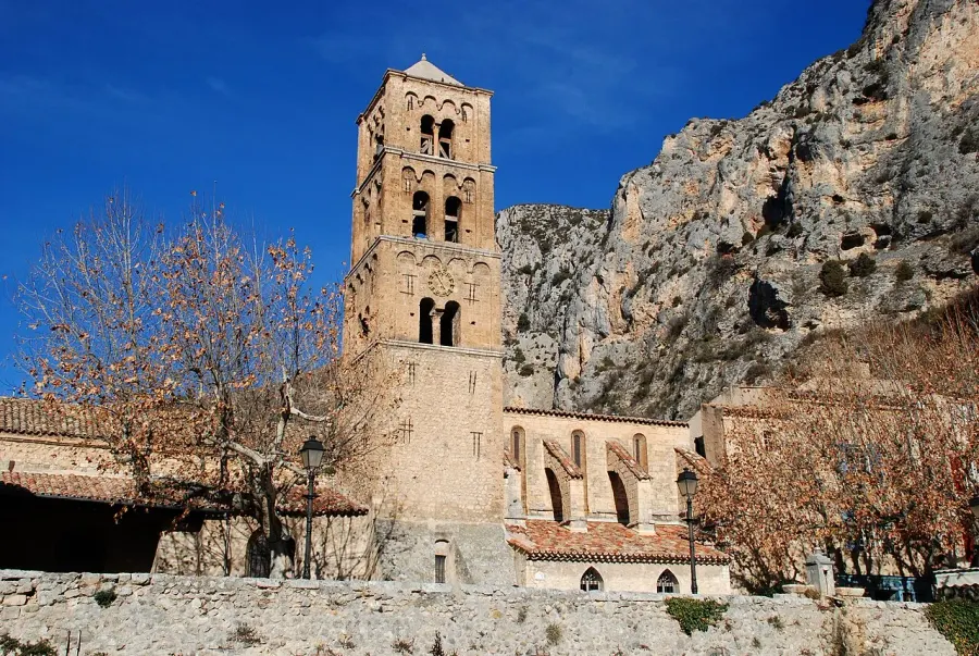 La carte Église Notre-Dame-de-l'Assomption de Moustiers-Sainte-Marie
