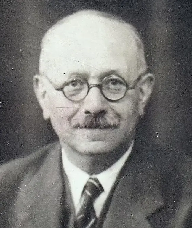 The Marc Bloch card