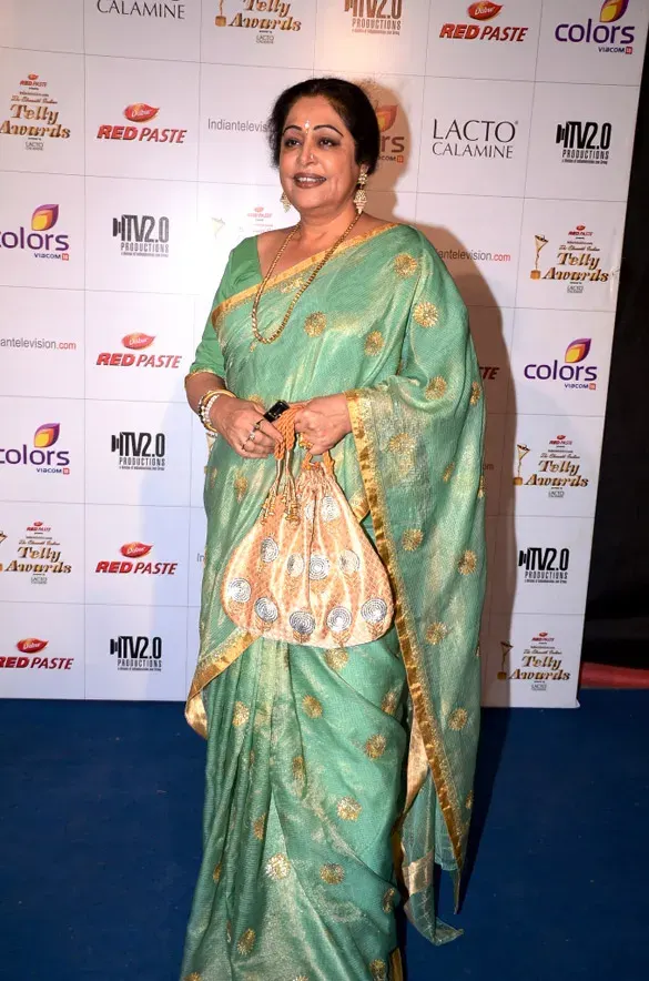 La carte Kiron Kher