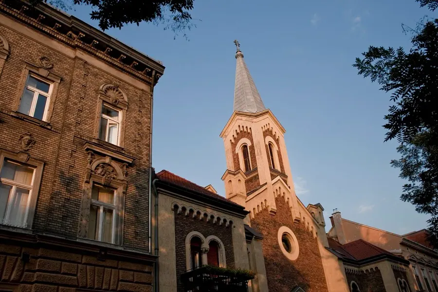 The Église grecque-catholique de Rózsák tere card