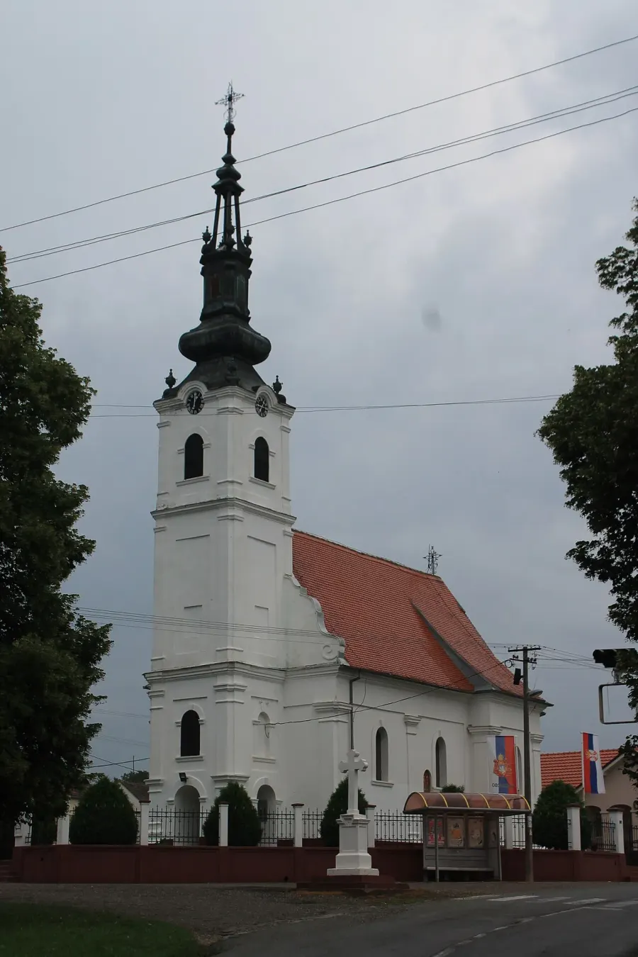 La carte Église Saint-Pierre-et-Saint-Paul de Berkasovo