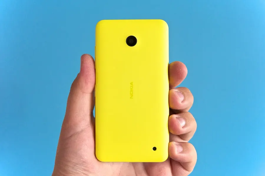 La carte Nokia Lumia 630