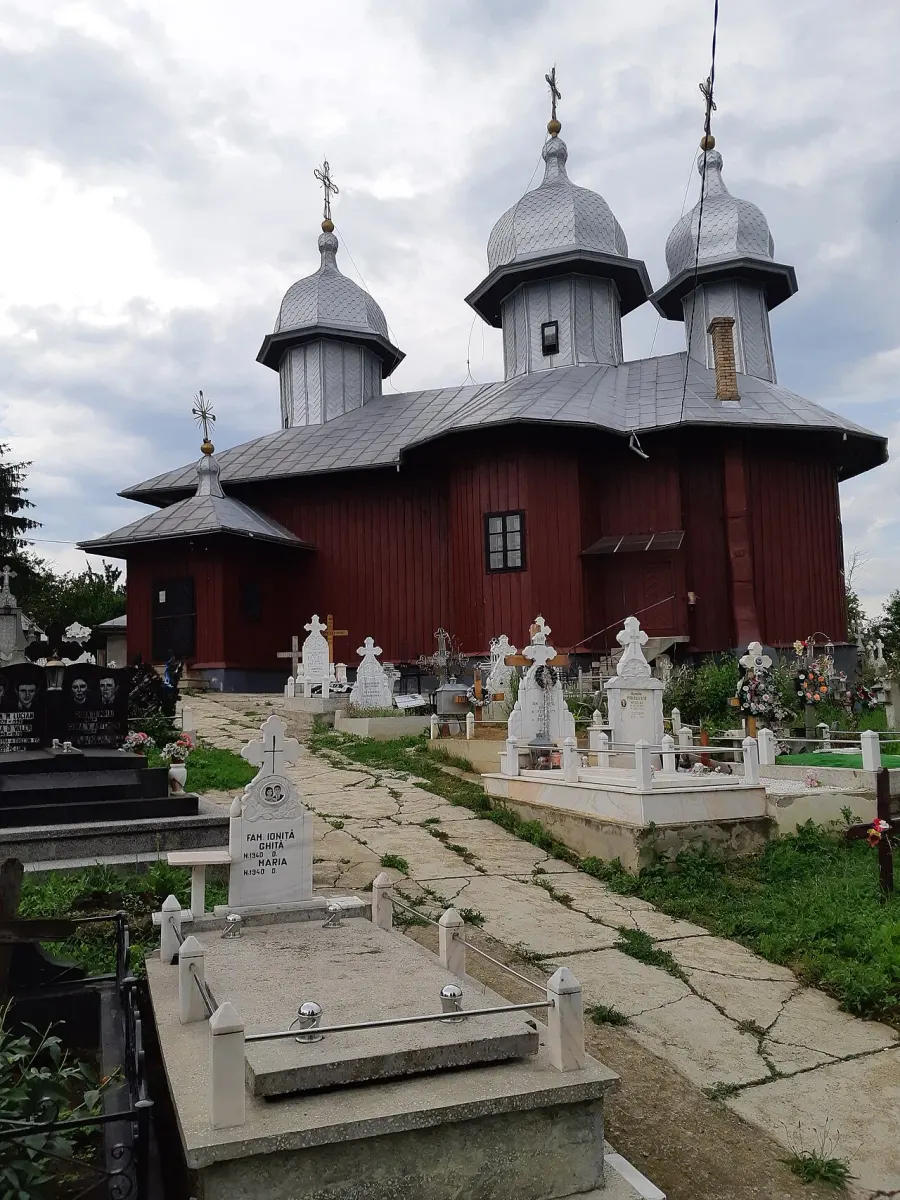 The Ghindăoani card