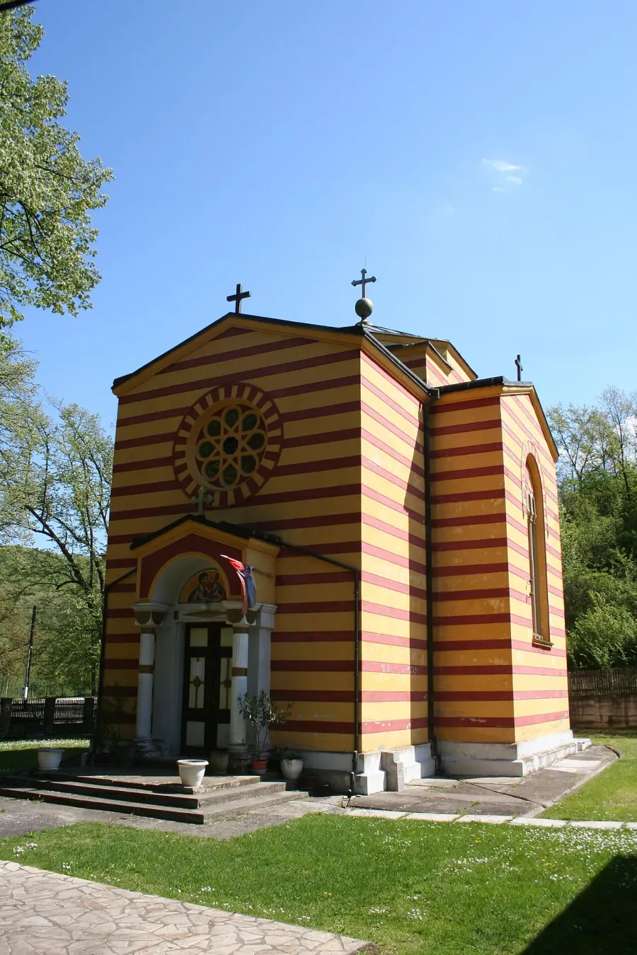 La carte Église Saint-Pierre-et-Saint-Paul de Ribnica