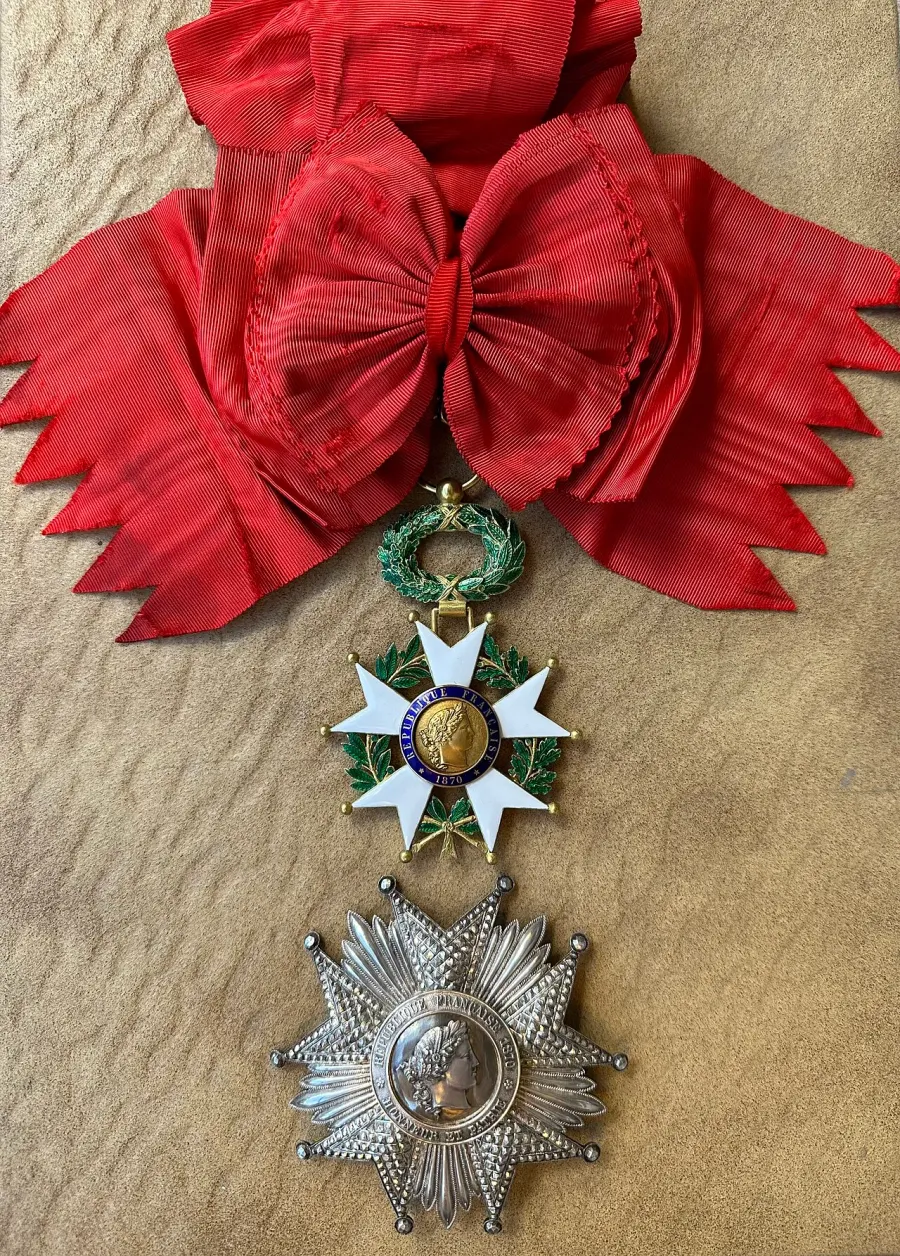The Legion of Honour card