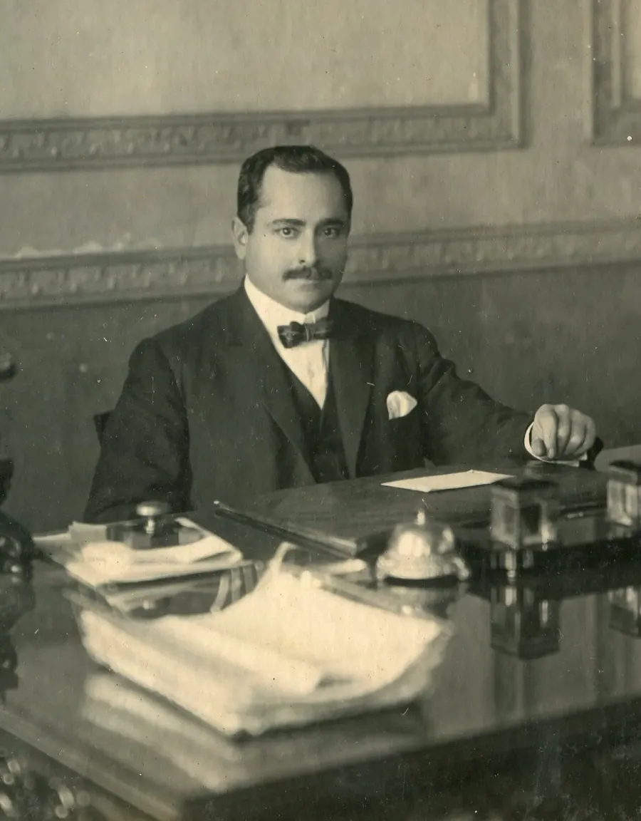 The Luis Alberto Riart card