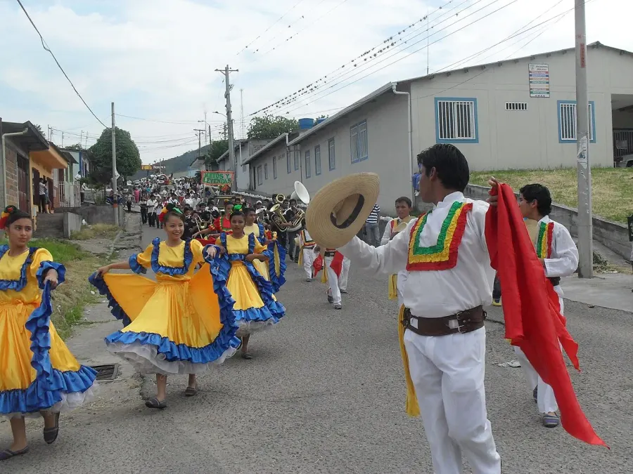 The Altamira, Huila card