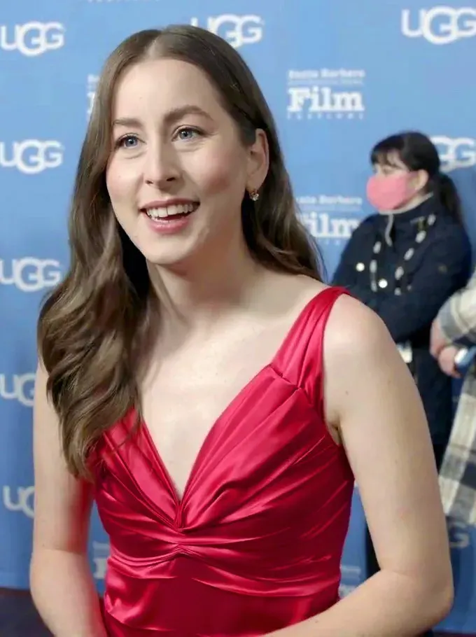 The Alana Haim card