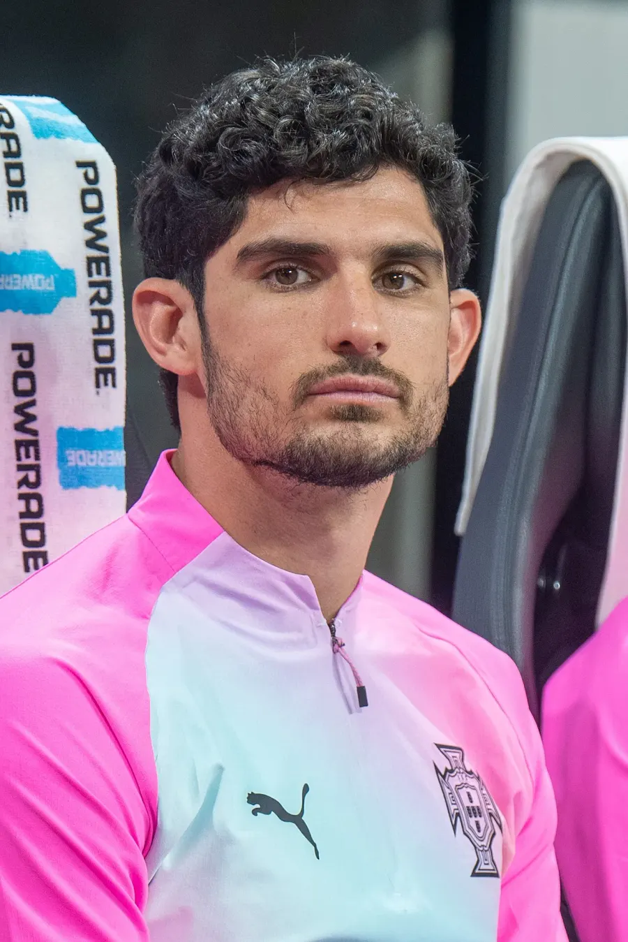 The Gonçalo Guedes card