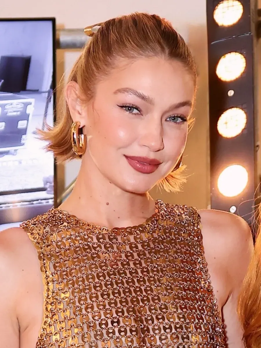 The Gigi Hadid card