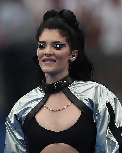 The Era Istrefi card