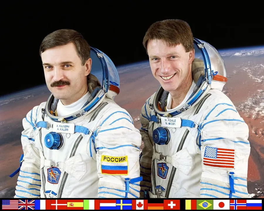 The Expedition 8 card