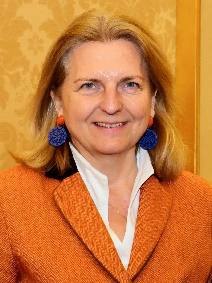 The Karin Kneissl card