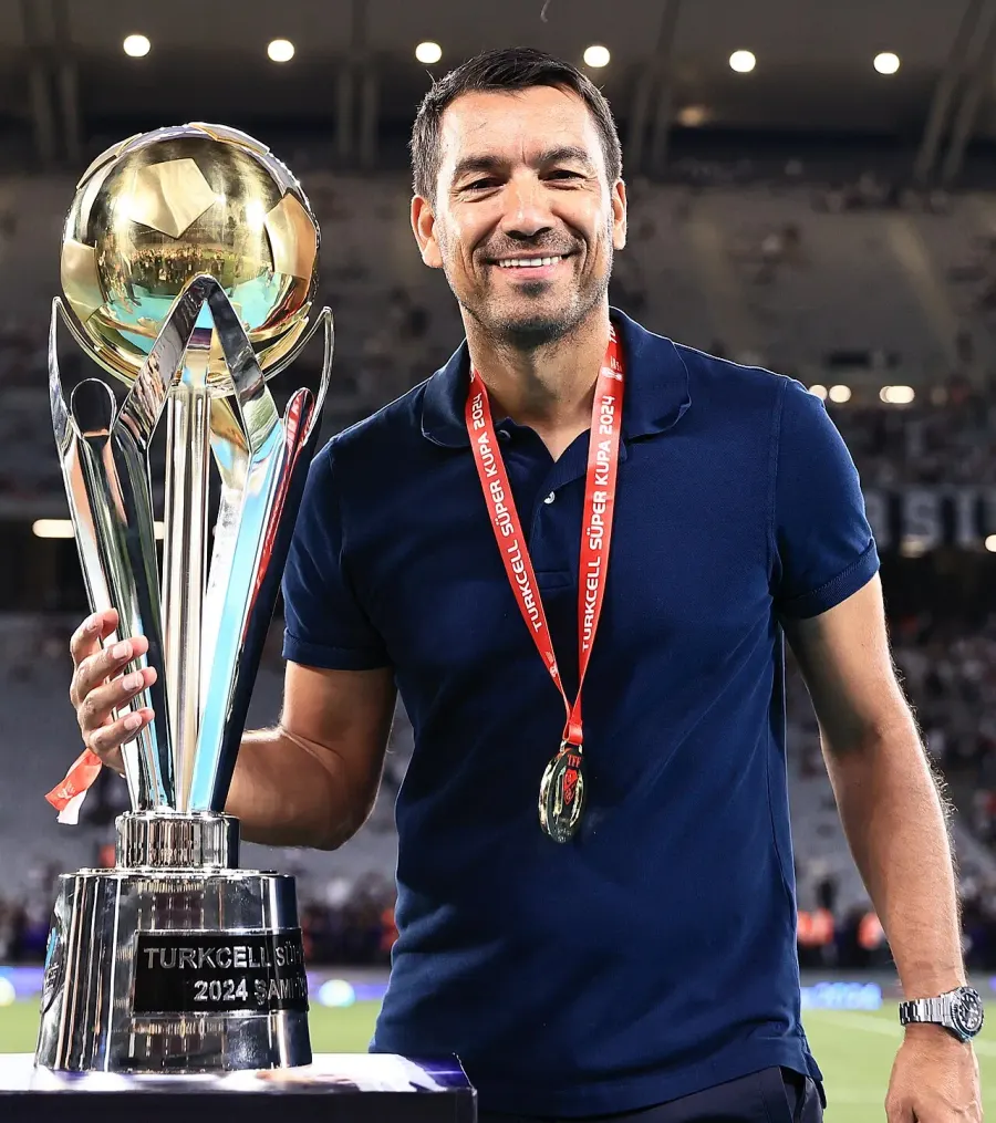 The Giovanni van Bronckhorst card