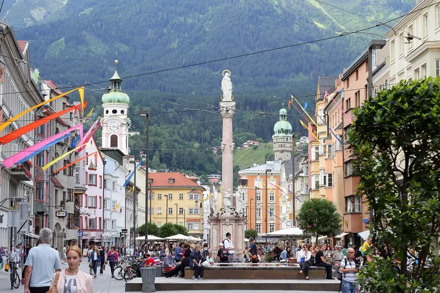 The Innsbruck card