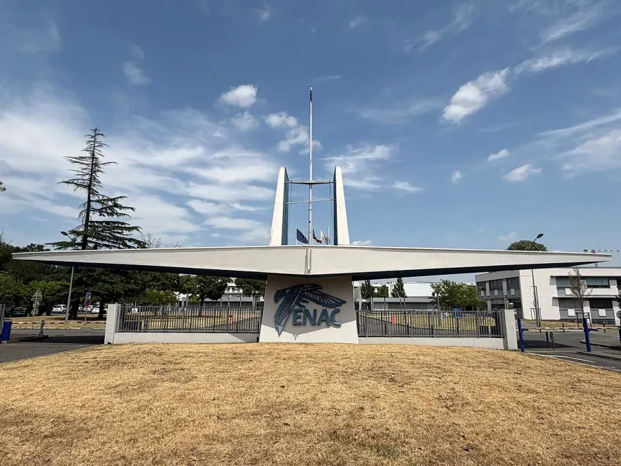 La carte École nationale de l'aviation civile