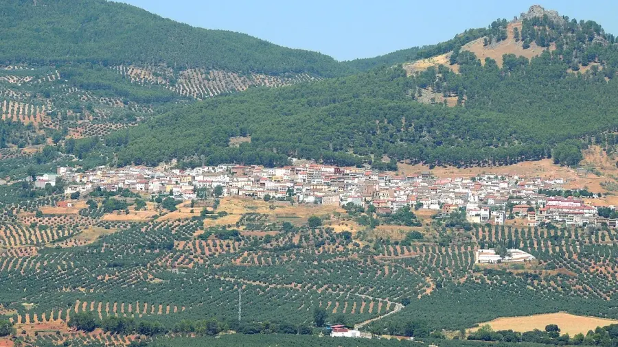 The Torres de Albanchez card