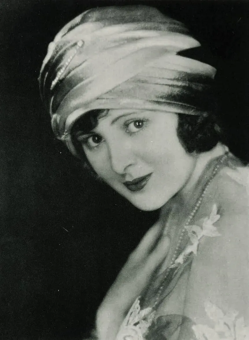 The Billie Dove card