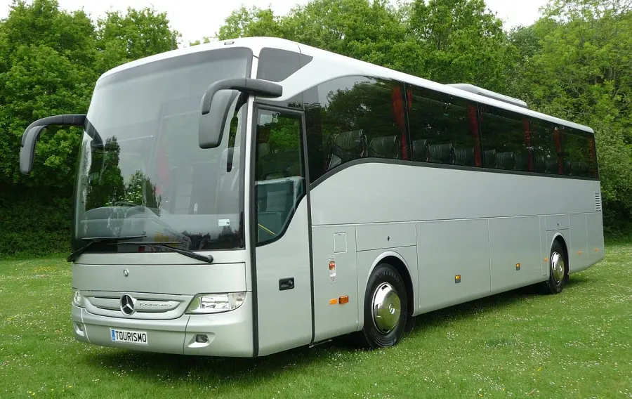 The Mercedes-Benz Tourismo card