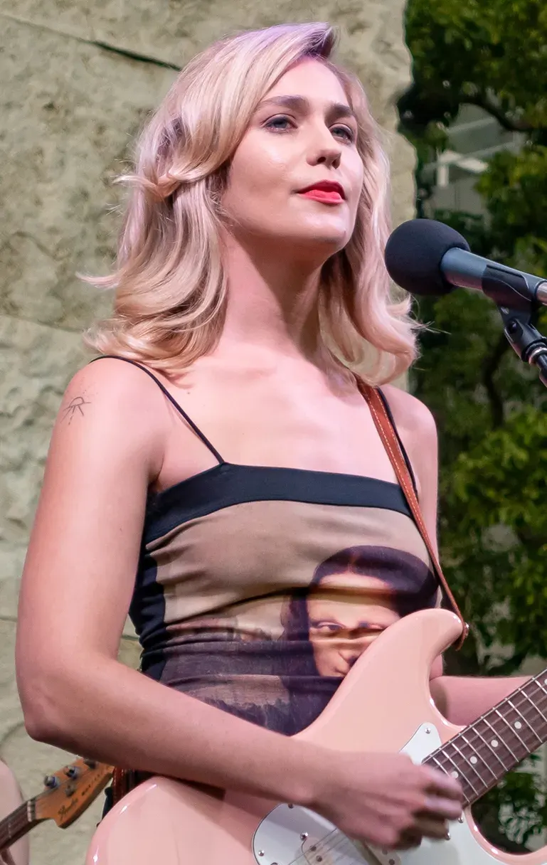 La carte Lola Kirke