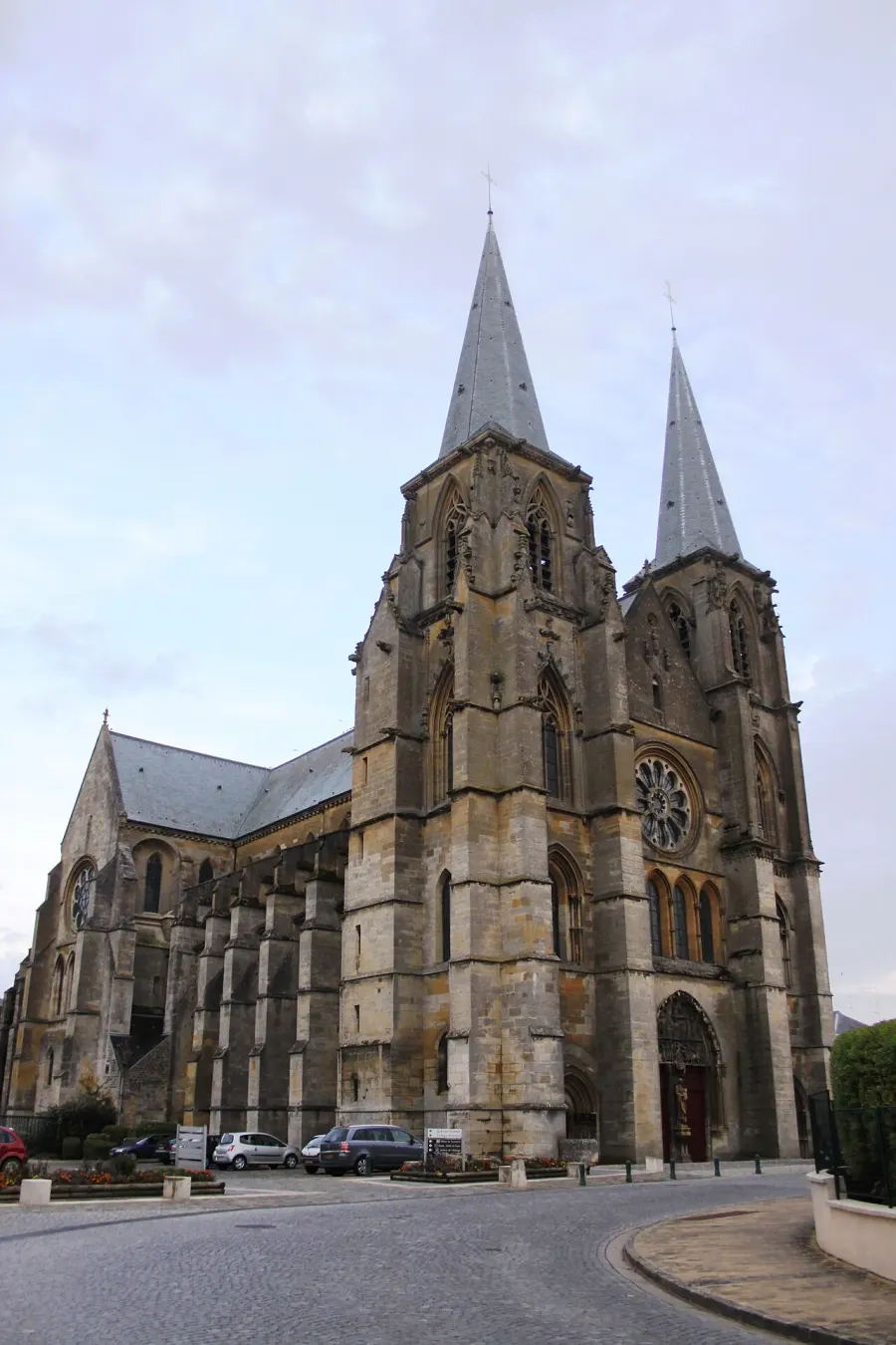 La carte Abbatiale Notre-Dame de Mouzon
