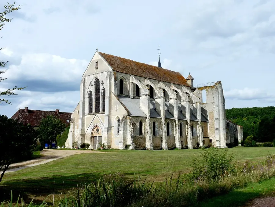 The Le Breuil-Benoît Abbey card