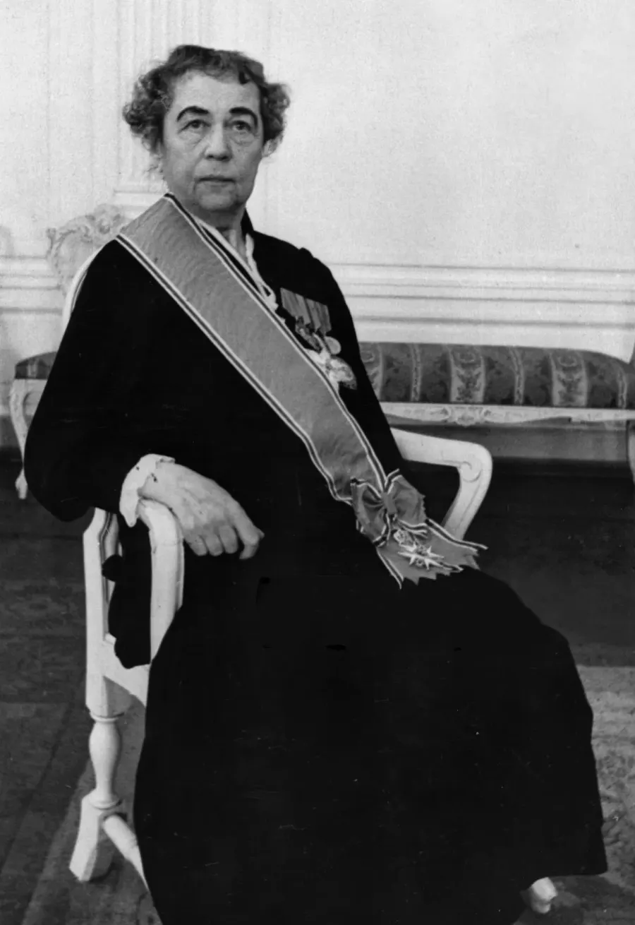 The Alexandra Kollontai card