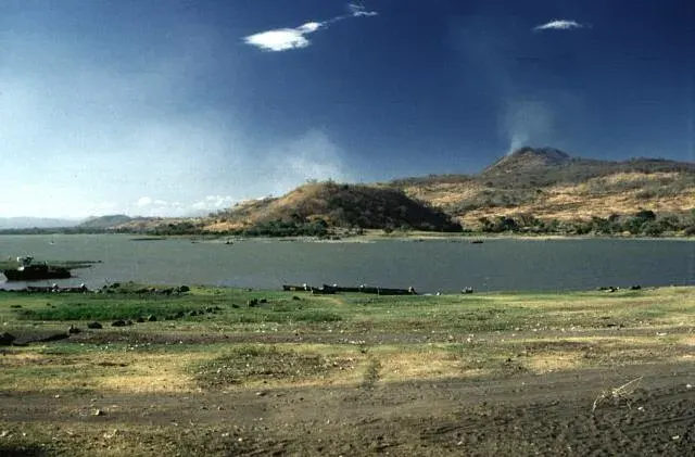The Lake Güija card