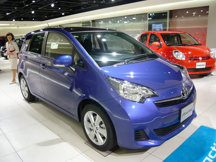 The Toyota Ractis card