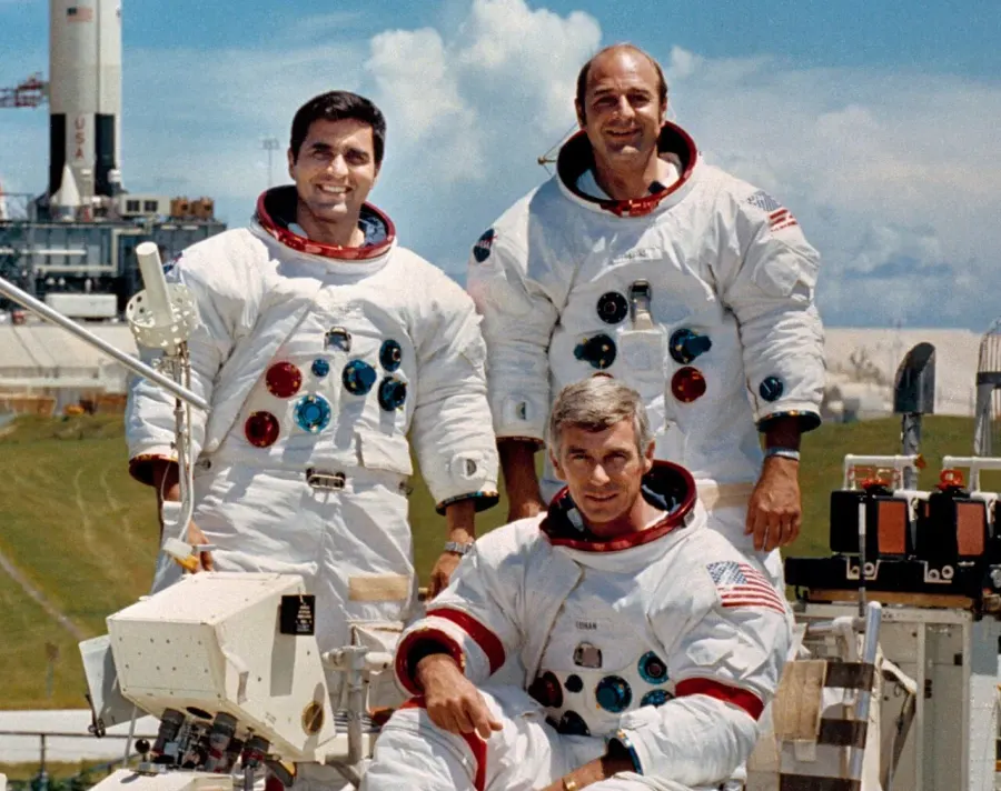 The Apollo 17 card