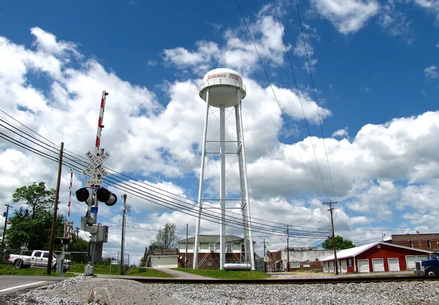 The Science Hill, Kentucky card