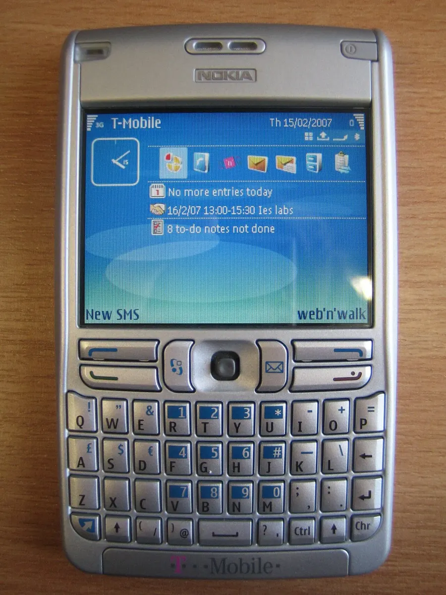 La carte Nokia E61