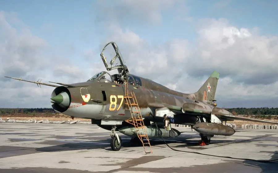 The Sukhoi Su-17 card