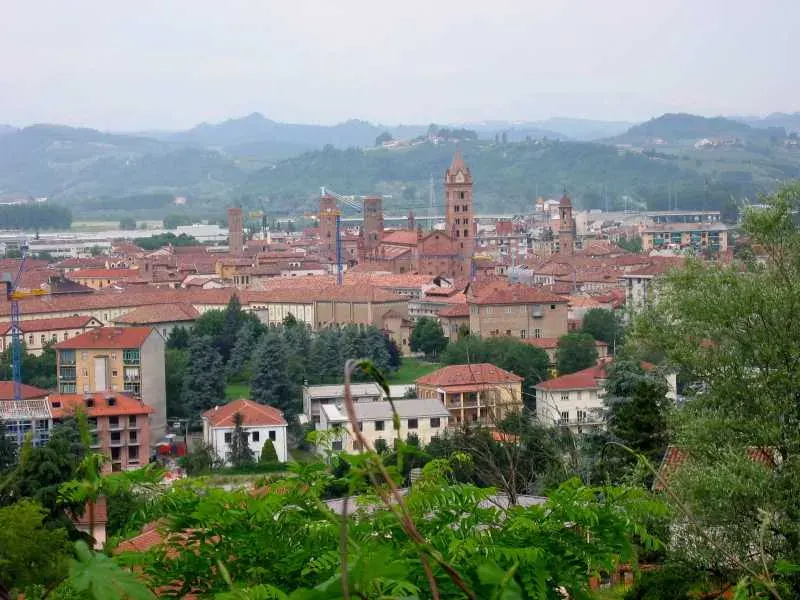 The Alba, Piedmont card