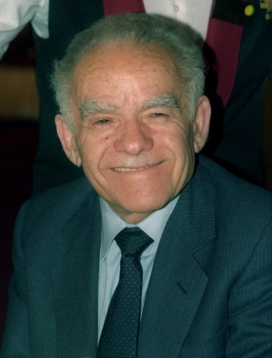 The Yitzhak Shamir card