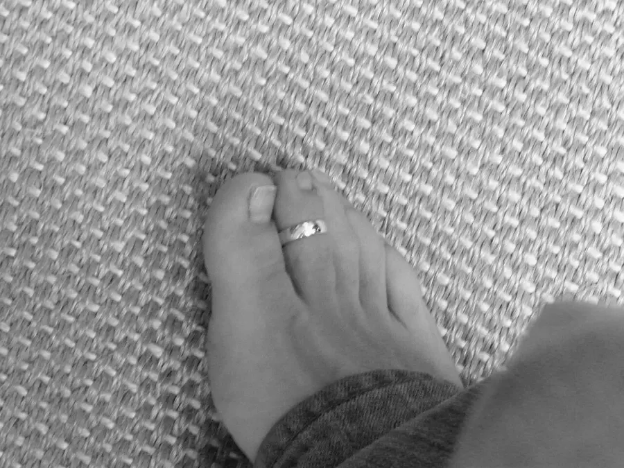 The Toe ring card