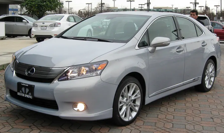 The Lexus HS card