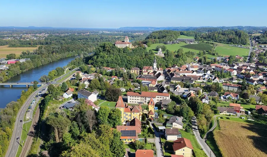 The Ehrenhausen an der Weinstraße card