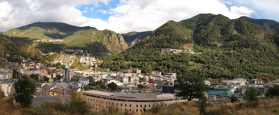 The Andorra la Vella card