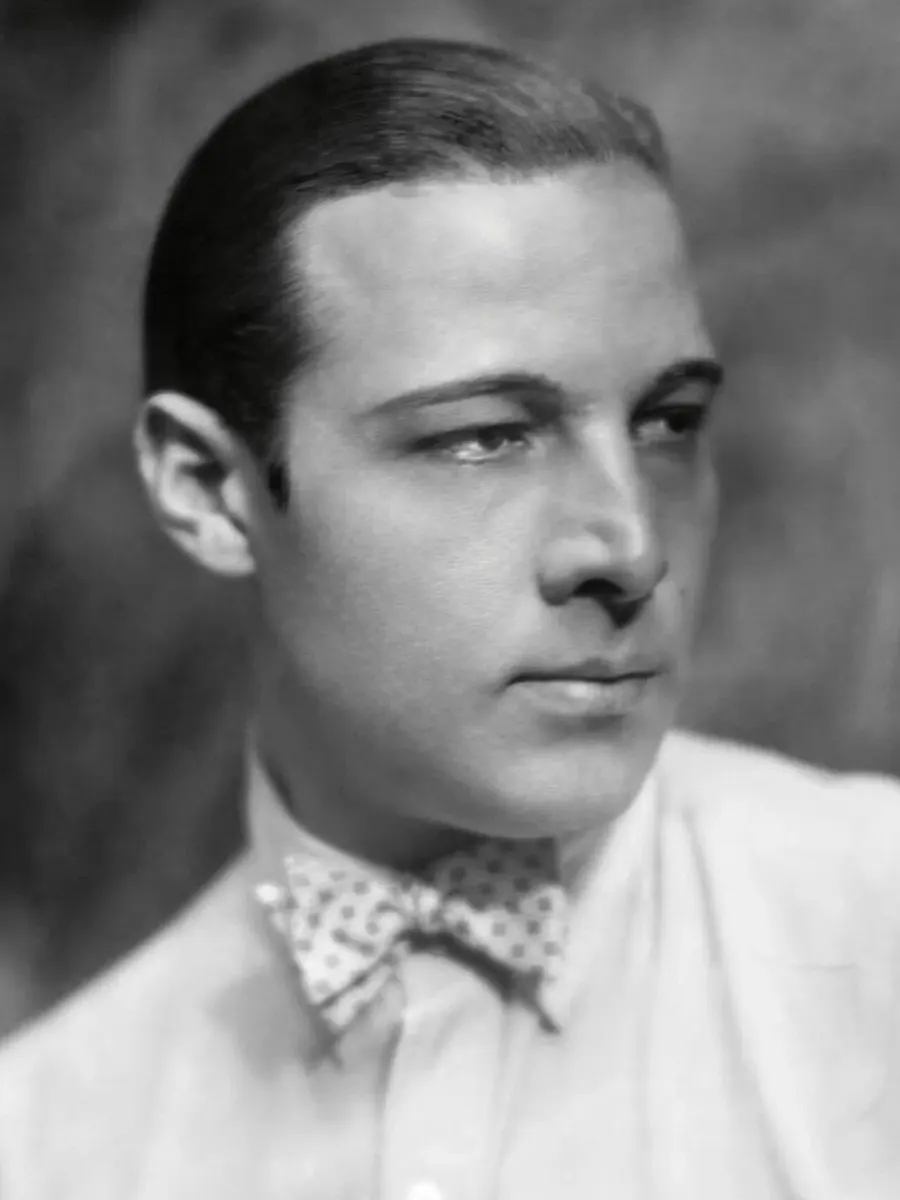The Rudolph Valentino card