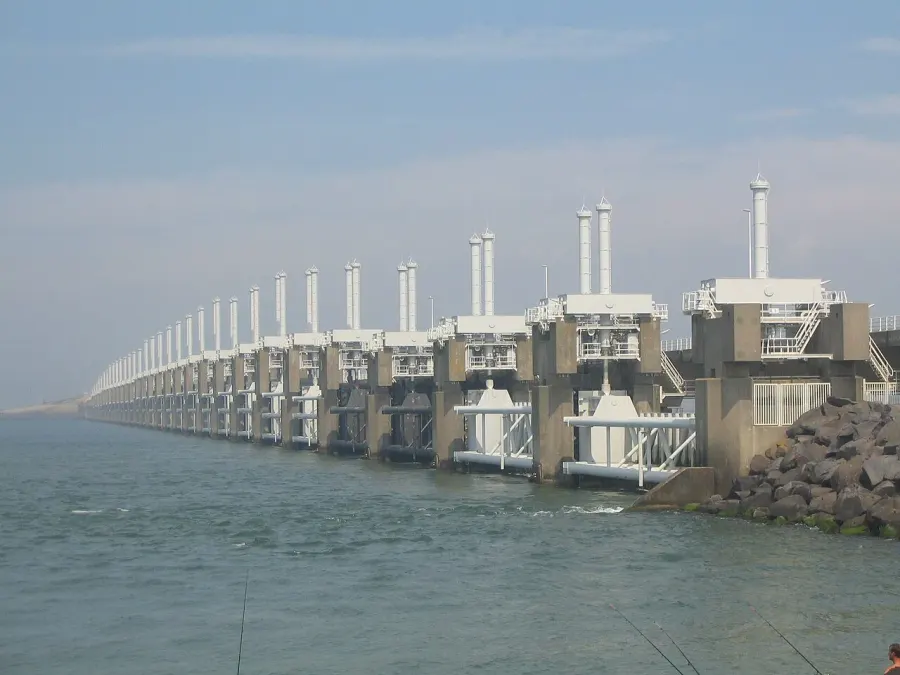 The Oosterscheldekering card