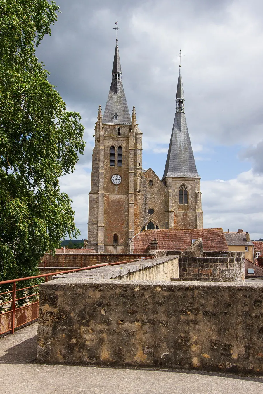 La carte Église Saint-Germain-d'Auxerre de Dourdan