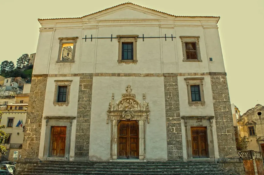 La carte Cathédrale de Santa Lucia del Mela