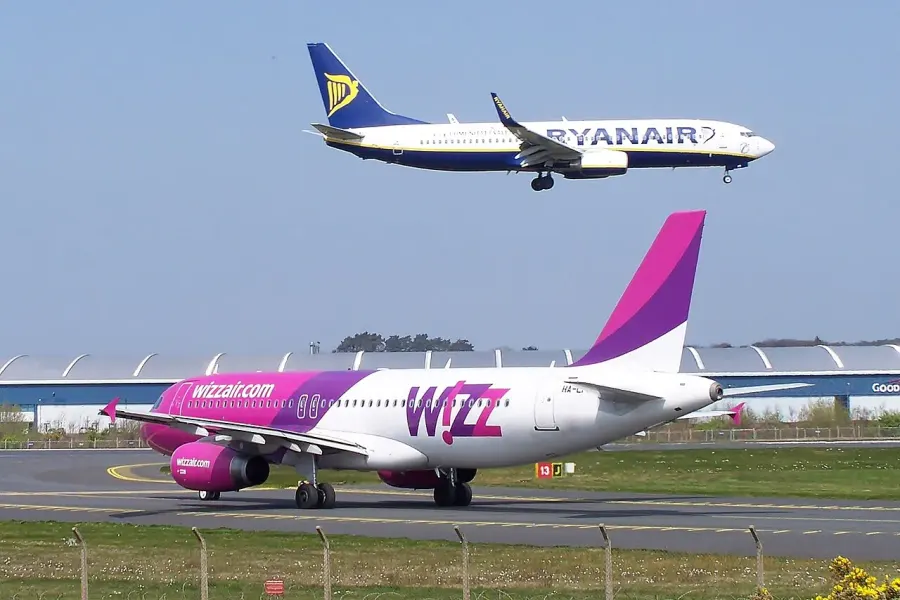The Low-cost carrier card