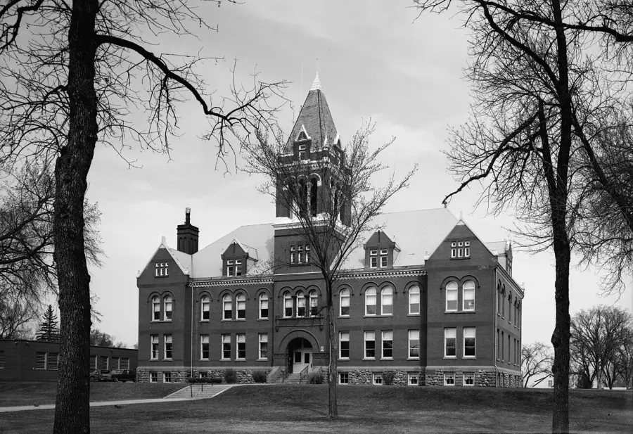 The Madison, Minnesota card